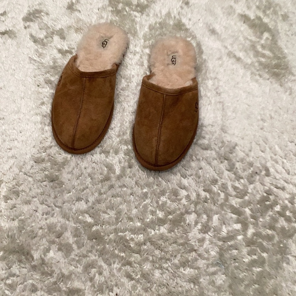 Cozy Brown Shearling Slippers